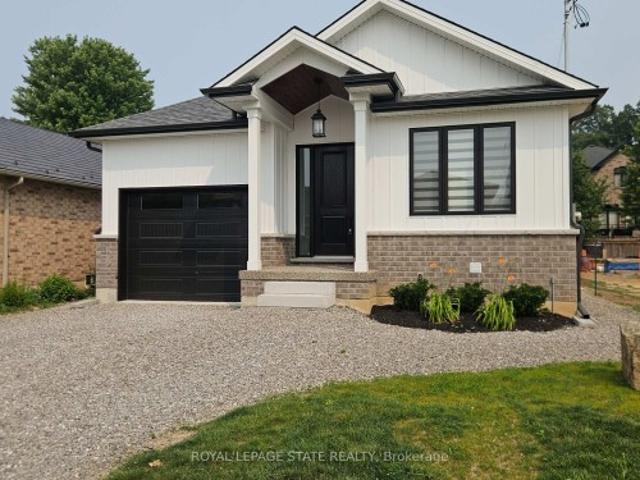 Lower 115 Chesley Street, Hamilton, ON, L9C 3V9 house for lease | Listing ID X13610 | Royal LePage