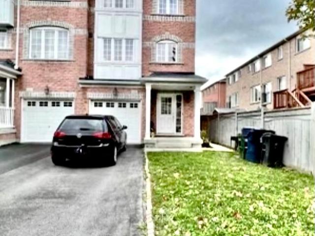 Lower 11 Etienne Street, Scarborough | 1Beds/1Bath, Townhouse, $1,950/mo | Condos. Ca
