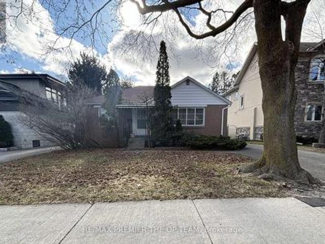 Lower 148 Martin Grove Road, Toronto, ON, M9B 4K9 investment for lease | Listing ID W13026 | Royal LePage