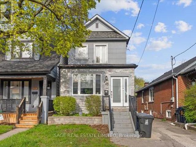 Lower 207 Cedarvale Avenue, Toronto, ON, M4C 4K3 house for lease | Listing ID E13095 | Royal LePage