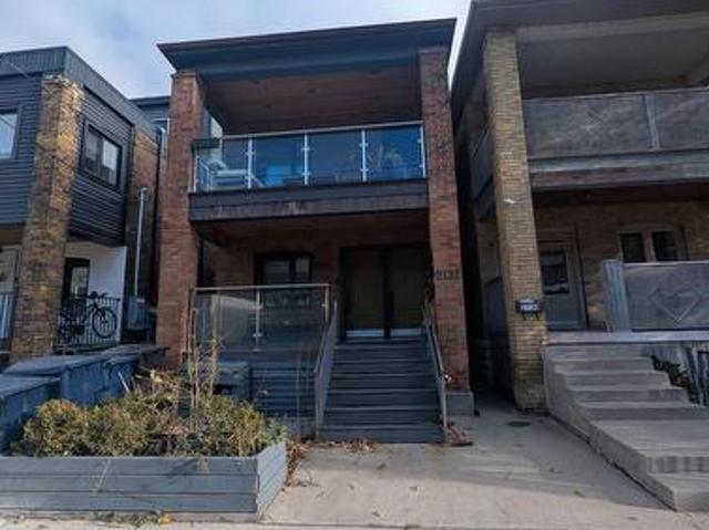 Lower 2132 Dundas Street, Toronto, ON, M6R 1X2 house for lease | Listing ID W13071 | Royal LePage