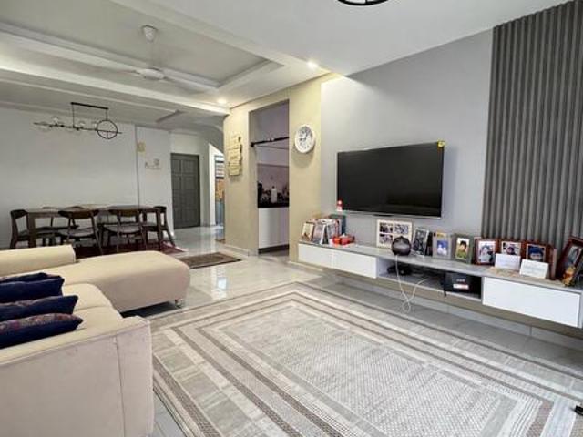 LOWER UNIT 3 Storey Townhouse Prima Court Saujana Melawati Kemensah