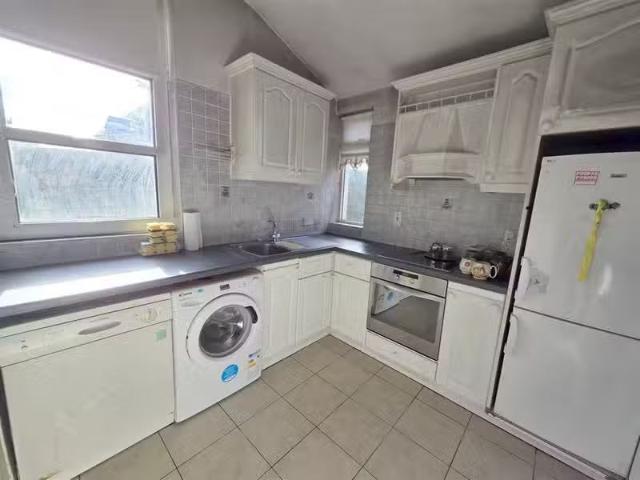 Lower Abbey st, Cahir, Tipperary, E21 YD95