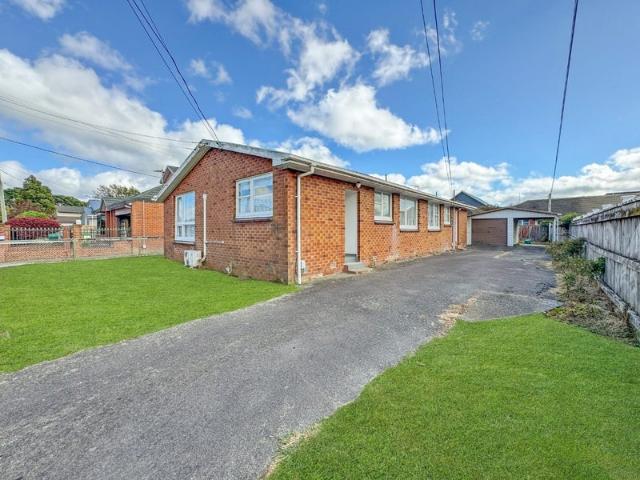 Lower Hutt, 2 bedrooms