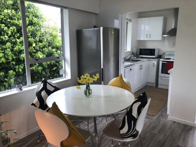 lower hutt, 2 bedrooms