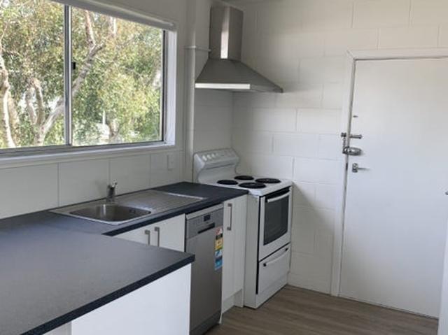 lower hutt, 2 bedrooms