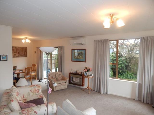 lower hutt, 2 bedrooms