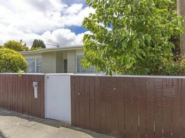 lower hutt, 3 bedrooms
