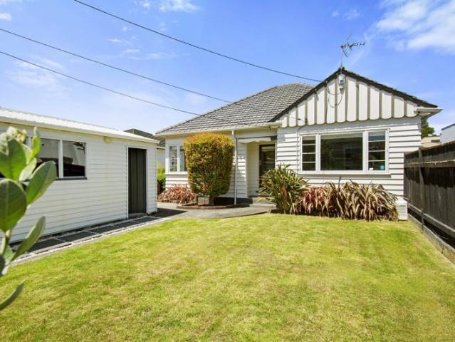 lower hutt, 3 bedrooms