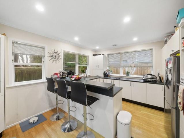 lower hutt, 3 bedrooms