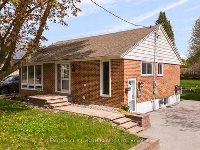 Lower Level 243 Wellington Street E, Barrie, ON, L4M 2E4 house for lease | Listing ID S13584 | Royal LePage