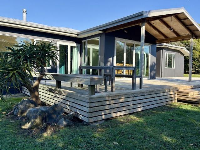 lower moutere, 4 bedrooms