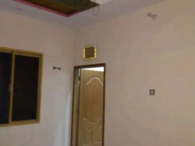 Lower portion near neelam block. Samanabad. Aashiqabad Lahore Samanabad ID 36504