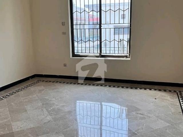 Lower Portion Of 14 Marla Is Available For Rent In I 8