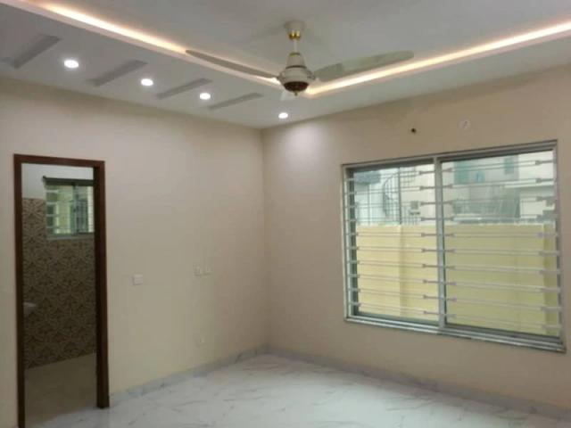 Lower Portion Of 4500 Square Feet Is Available In Contemporary Neighbo Lahore PCSIR Staff Colony ID 89198