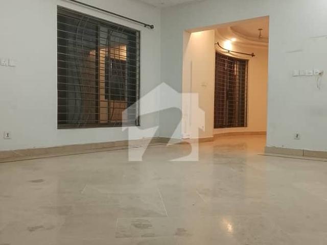 Lower Portion For rent In G 11/3 Islamabad