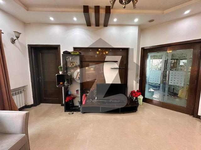 Lower Portion 1 Kanal Modern House For Rent In DHA Phase 1 Lahore
