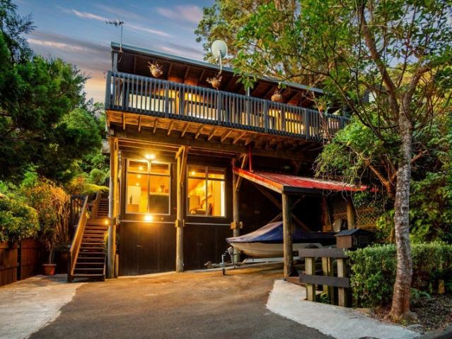 lowry bay, 1 bedroom