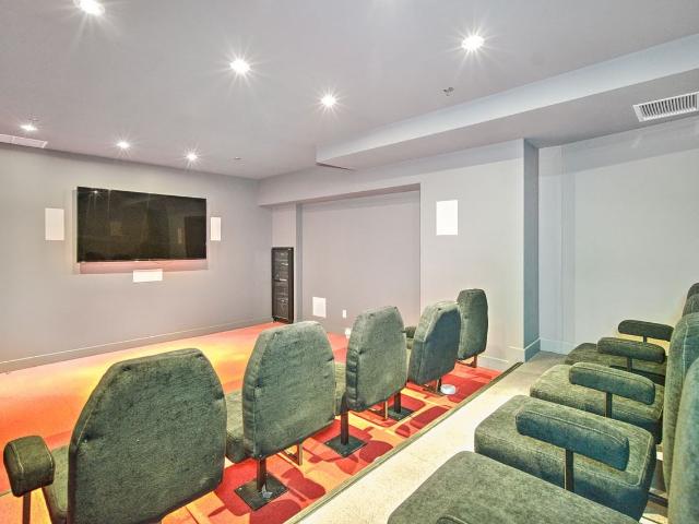 Loxley Quartier des Spectacles 2 Bedroom Apartment for Rent at 375 Rue De La Concorde, Montréal, QC H3A 1J3 Quartier Ville Marie