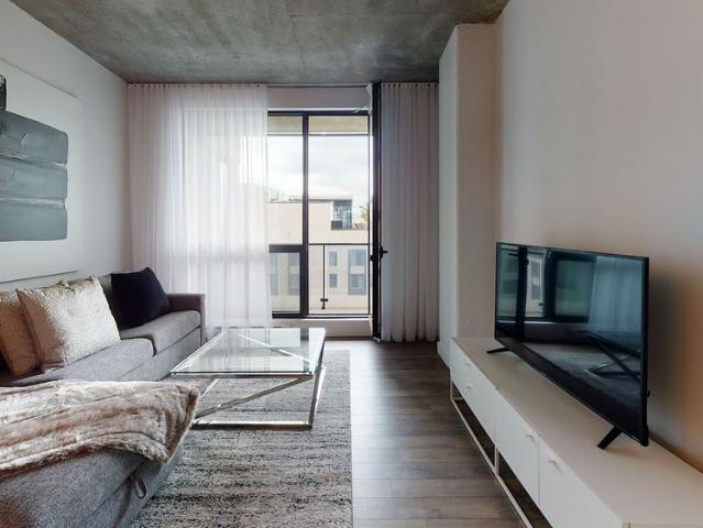 Loxley Quartier des Spectacles Modern Rentals in the Heart of Downtown Montreal