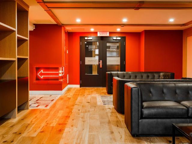 Loxley Quartier des Spectacles Modern Rentals in the Heart of Downtown Montreal