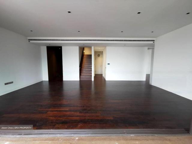 Lloyd Sixtyfive D9, Apartment