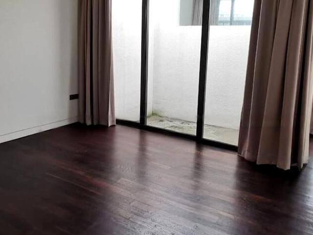 Lloyd Sixtyfive D9, Apartment