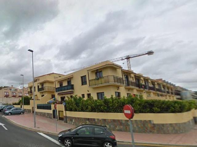 Llano Camello. Piso 2 habitaciones, balcon, reformado, 2 plazas de garaje