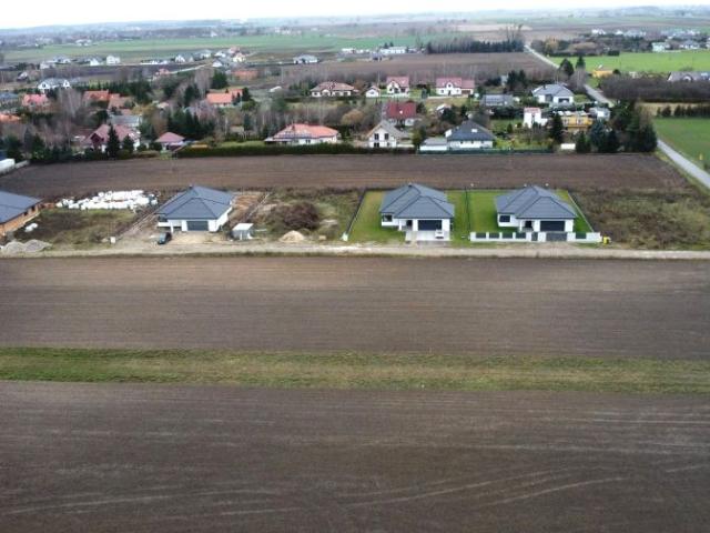 Lniana 1 067 m², Łysomice