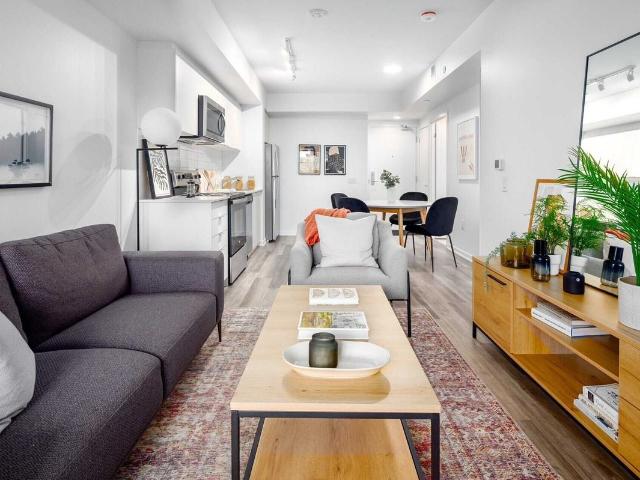 LNX 1 Bedroom Apartment for Rent at 2376 Dundas St W, Toronto, ON M6P 0C1 High Park