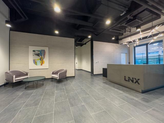 LNX 2 Bedroom Apartment for Rent at 2376 Dundas St W, Toronto, ON M6P 0C1 High Park