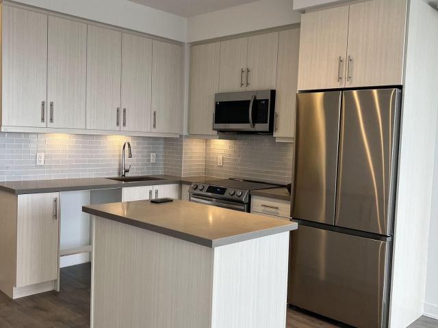 Lph06 105 Oneida Crescent, Richmond Hill | Leased, N13489 | Condos. Ca
