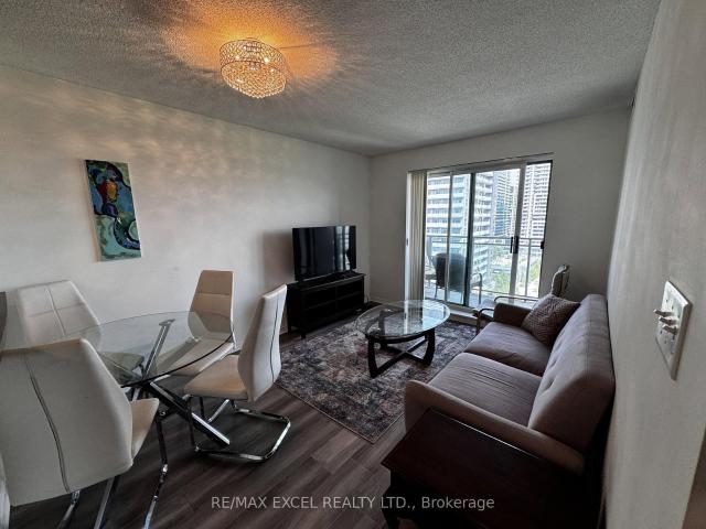 Lph10 39 Oneida Crescent, Richmond Hill | 1Beds/1Bath, Condo, $529,000 | Condos. Ca