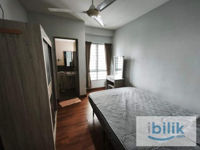 [Lrt cheras] seri puteri condominium middle room own bathroom female