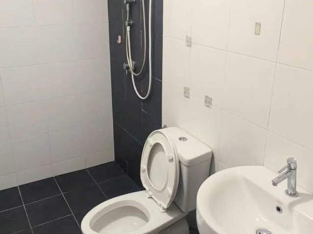 Lrt master room @ Ara Damansara RM900