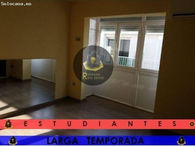 LT/ Ático de TRES Dormitorios en Camino de Ronda