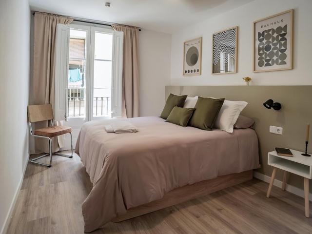 LUMEN R4 Private room Double bed, with balcony