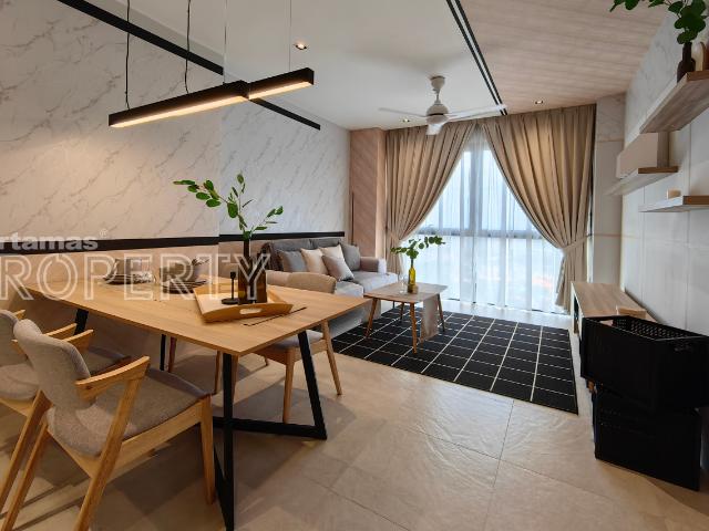 Lumi Tropicana – 3 Bed 3 Baths 2 Parking, 1 Balcony