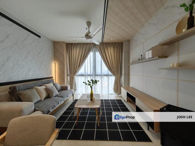 Lumi Tropicana 3 Bed 3 Baths 2 Parking, 1 Balcony