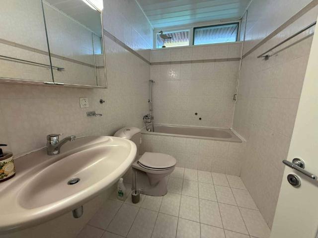 LUMINOUS 4 ROOM APARTMENT