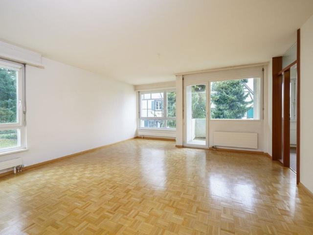 Luminous 4.5 room apartment – 100 m² for well being