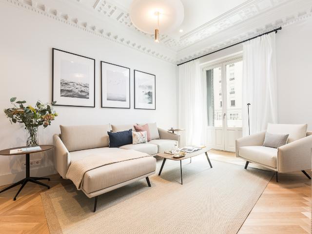 Luminous two bedroom apartment in Gran Vía