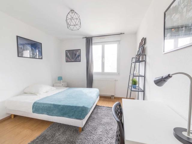 Luminous and cosy room 15m² ST64