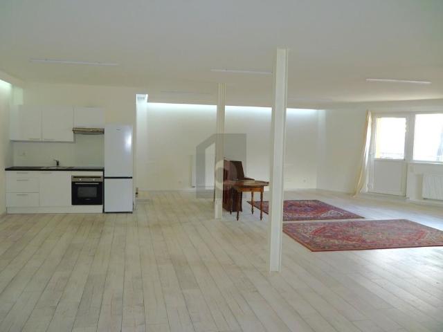 LUMINOUS AND MODERN