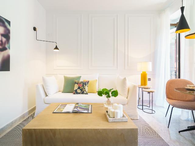 Luminous Apartment with Balcony in Salamanca