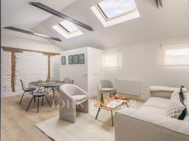 Luminosa vivienda reformada junto a la Plaza de París