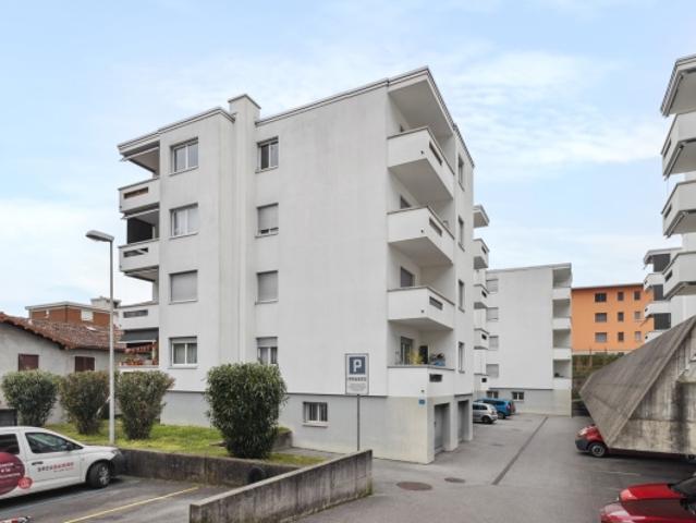 luminoso 4.5 locali nel cuore di Viganello