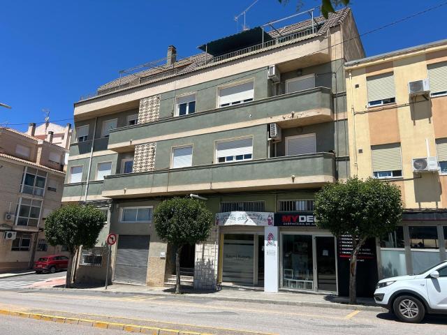 Luminoso y encantador piso en venta en Petrer sin ascensor