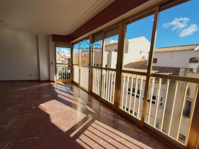 Luminoso y soleado piso en Callosa con ascensor y amplia terraza