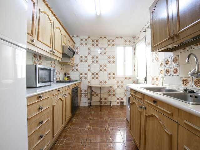 Luminoso apartamento de 2 dormitorios en alquiler en Macarena, Sevilla